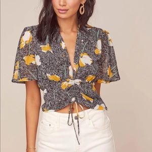 ASTR THE LABEL Rosie Floral Crop Top